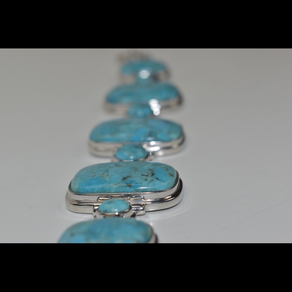 Turquoise Bracelet with Silver trimming ❤️ - Picture 6 of 6